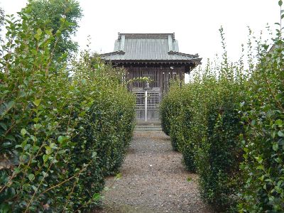 参道と神殿