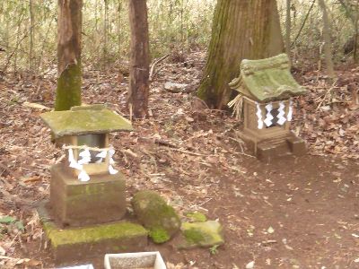 石祠