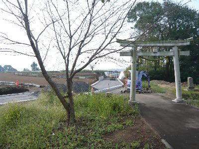 神社前の工事