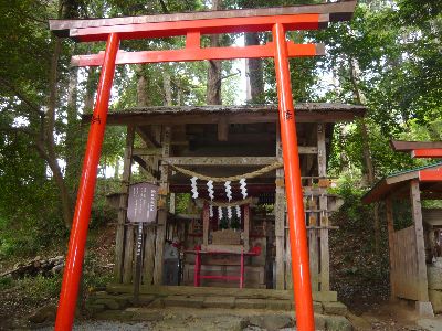 朝日稲成神社