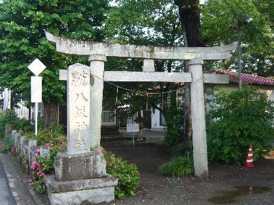 鳥居と神社名石柱