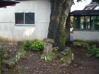 石祠