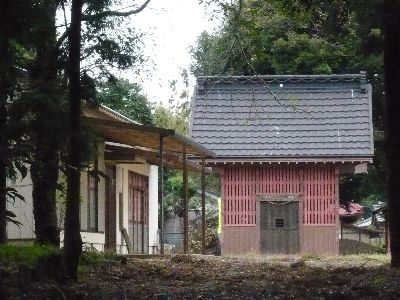 神殿と研修センター