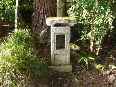石祠