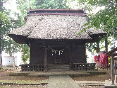 茅葺の社殿