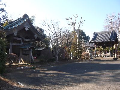 境内の様子