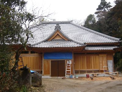 建築中の新堂