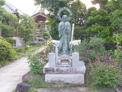 水子地蔵菩薩立像