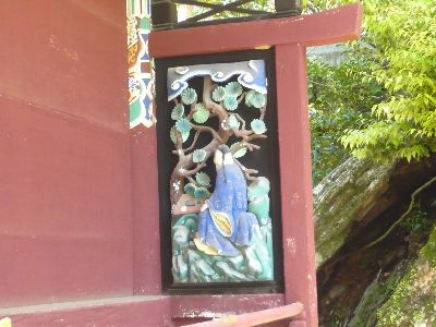 厳島神社(右側彫り物)
